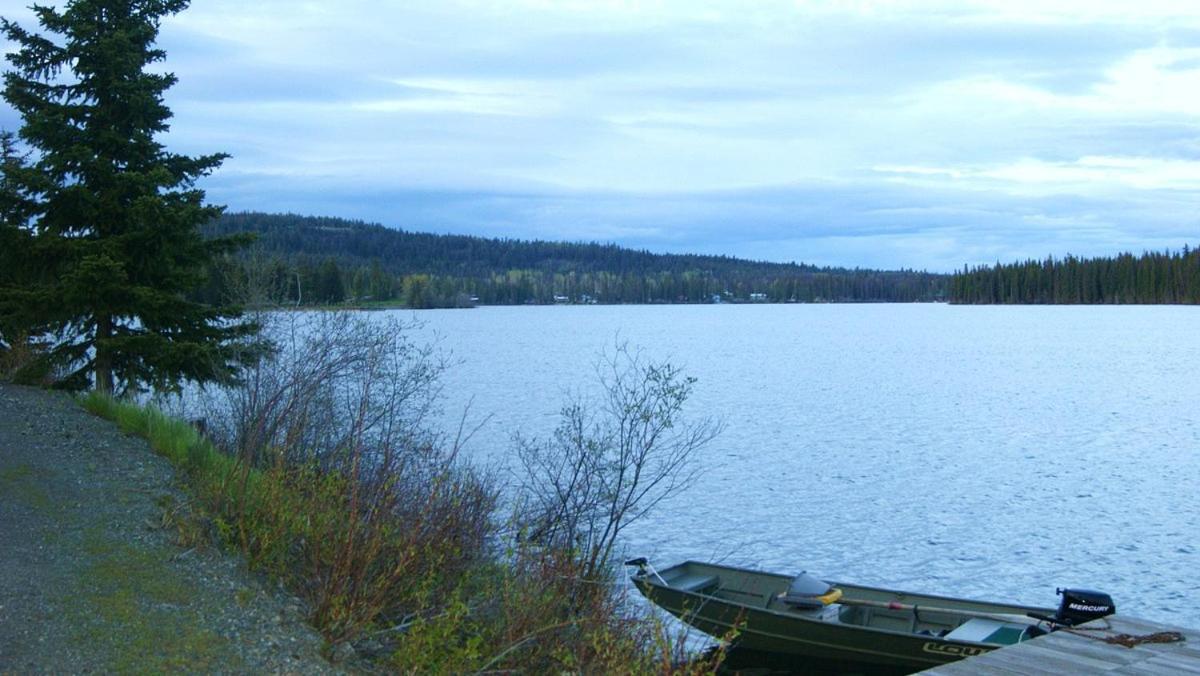 Lac Le Jeune Nature Resort Logan Lake Exteriör bild