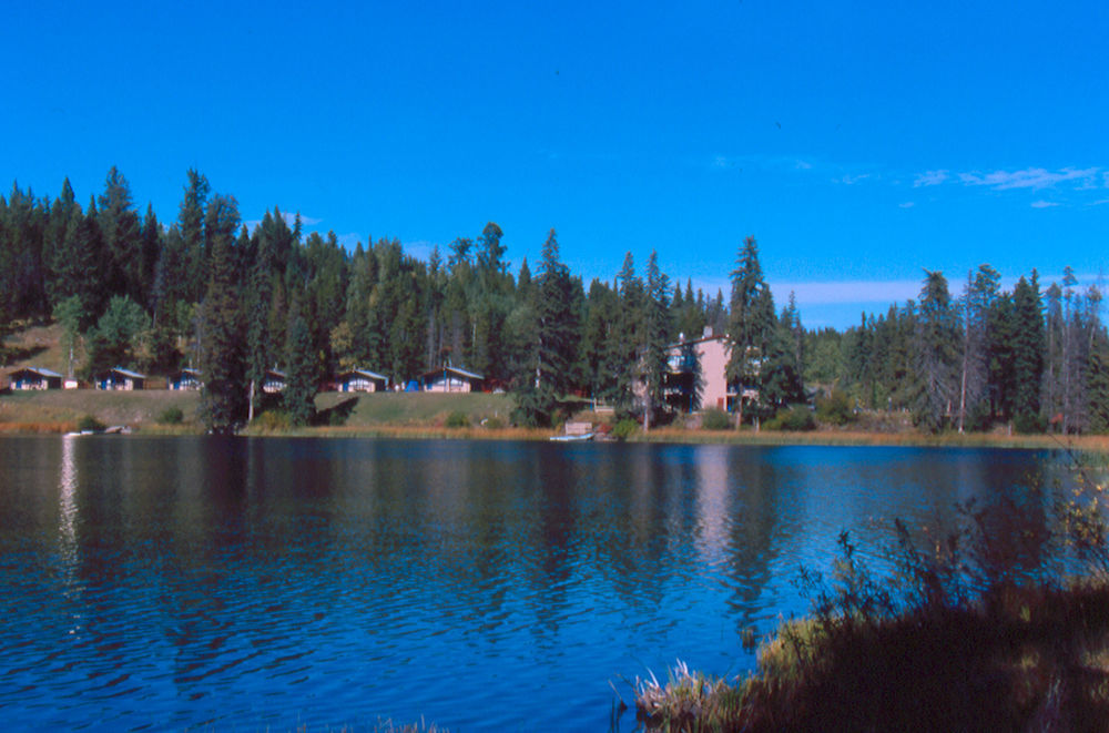 Lac Le Jeune Nature Resort Logan Lake Exteriör bild